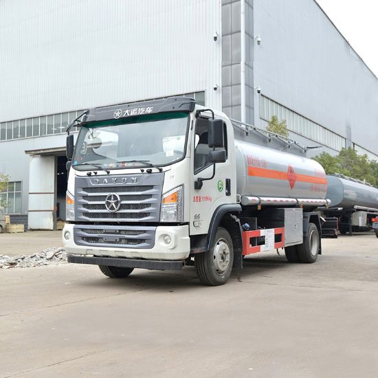 Picture of Dayun 10 ton oil tank truck oil transportation ordinary liquid tank truck
